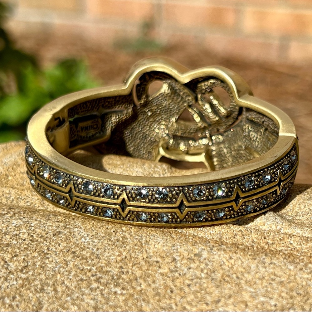 Heidi Daus Bow Ribbon Clamper Bracelet - Picture 9 of 9